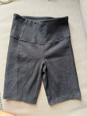 Zella Washed Black Ribbed Bike Shorts